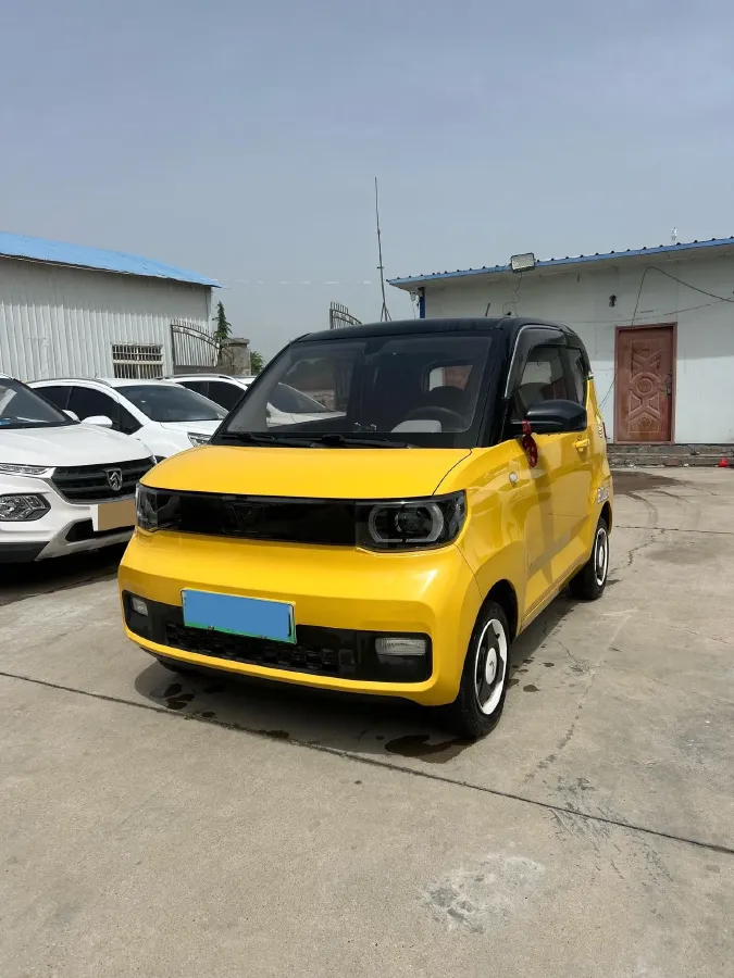 2021 WuLing HongGuang MINI EV BEV 13.9KWH,autocango,china used car exporter,china ev exporter,chinese used car exporter,chinese used ev exporter