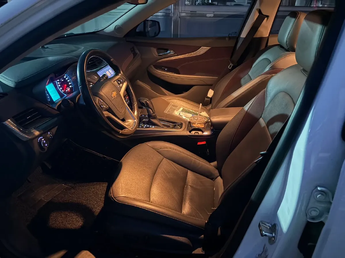 2018 Chevrolet Malibu 1.5T 170HP L4 6AT,autocango,china used car exporter,china ev exporter,chinese used car exporter,chinese used ev exporter