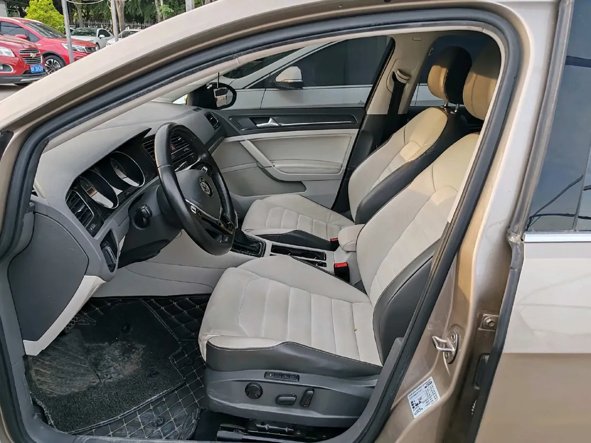 2018 Volkswagen Golf 1.4T 131HP L4 7DCT,autocango,china used car exporter,china ev exporter,chinese used car exporter,chinese used ev exporter