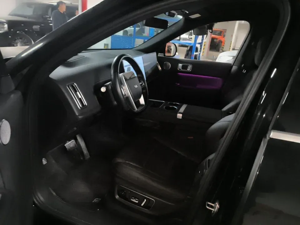 2022 Li L9 Range Extended 154HP REEV 42.6KWH,autocango,china used car exporter,china ev exporter,chinese used car exporter,chinese used ev exporter