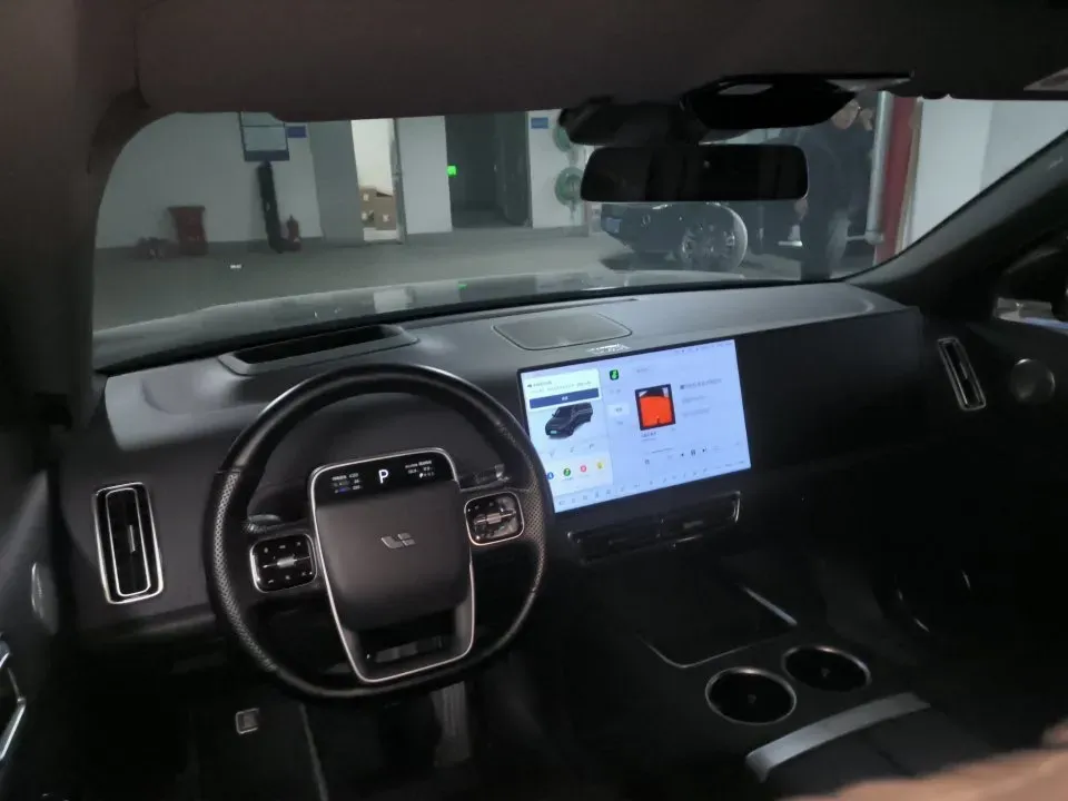 2022 Li L9 Range Extended 154HP REEV 42.6KWH,autocango,china used car exporter,china ev exporter,chinese used car exporter,chinese used ev exporter