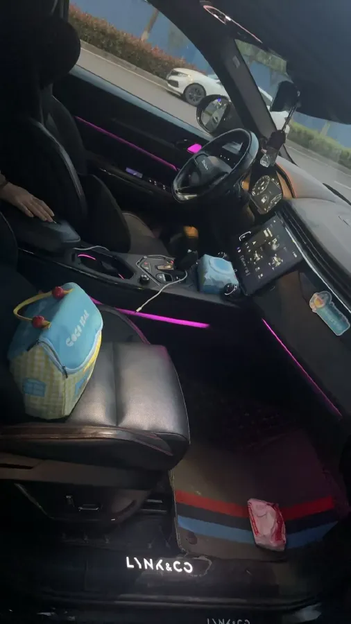 2020 LYNK&CO 05 2.0T 254HP L4 8AT,autocango,china used car exporter,china ev exporter,chinese used car exporter,chinese used ev exporter