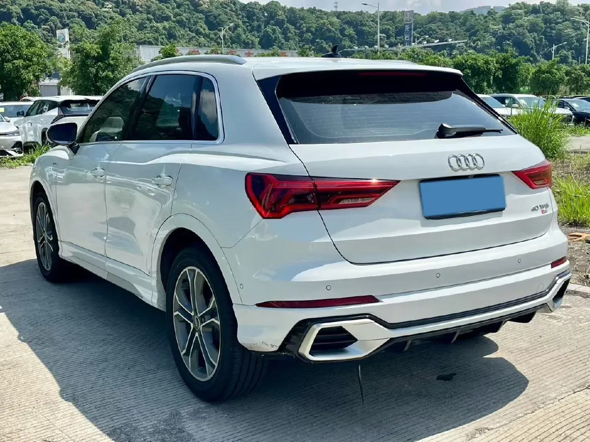 2024 Audi Q3 2.0T 186HP L4 7DCT,autocango,china used car exporter,china ev exporter,chinese used car exporter,chinese used ev exporter