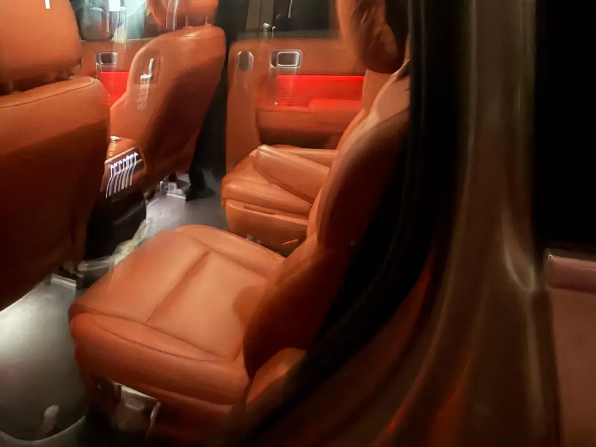 2023 Li L8 Range Extended 154HP REEV 40.9KWH,autocango,china used car exporter,china ev exporter,chinese used car exporter,chinese used ev exporter