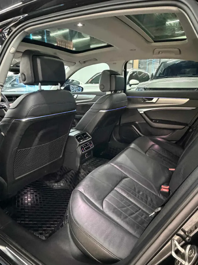 2021 Audi A6L 2.0T 224HP L4 7DCT,autocango,china used car exporter,china ev exporter,chinese used car exporter,chinese used ev exporter