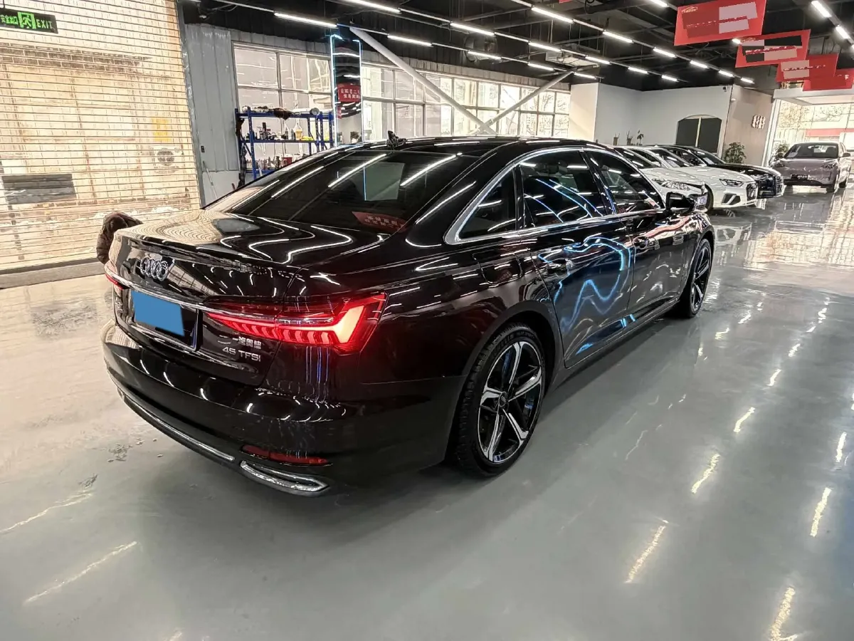 2021 Audi A6L 2.0T 224HP L4 7DCT,autocango,china used car exporter,china ev exporter,chinese used car exporter,chinese used ev exporter