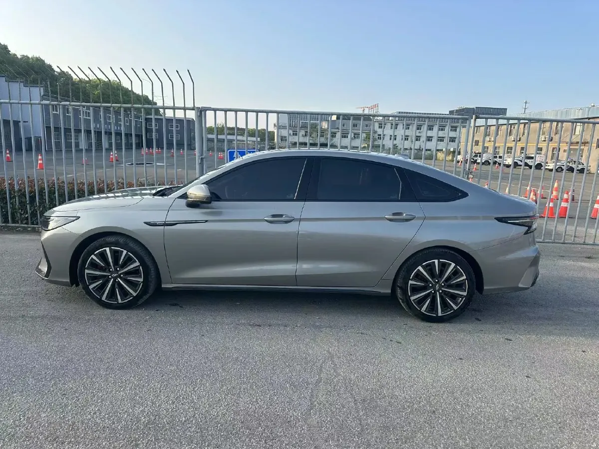 2024 Chery Arrizo 8 2.0T 254HP L4 7DCT,autocango,china used car exporter,china ev exporter,chinese used car exporter,chinese used ev exporter