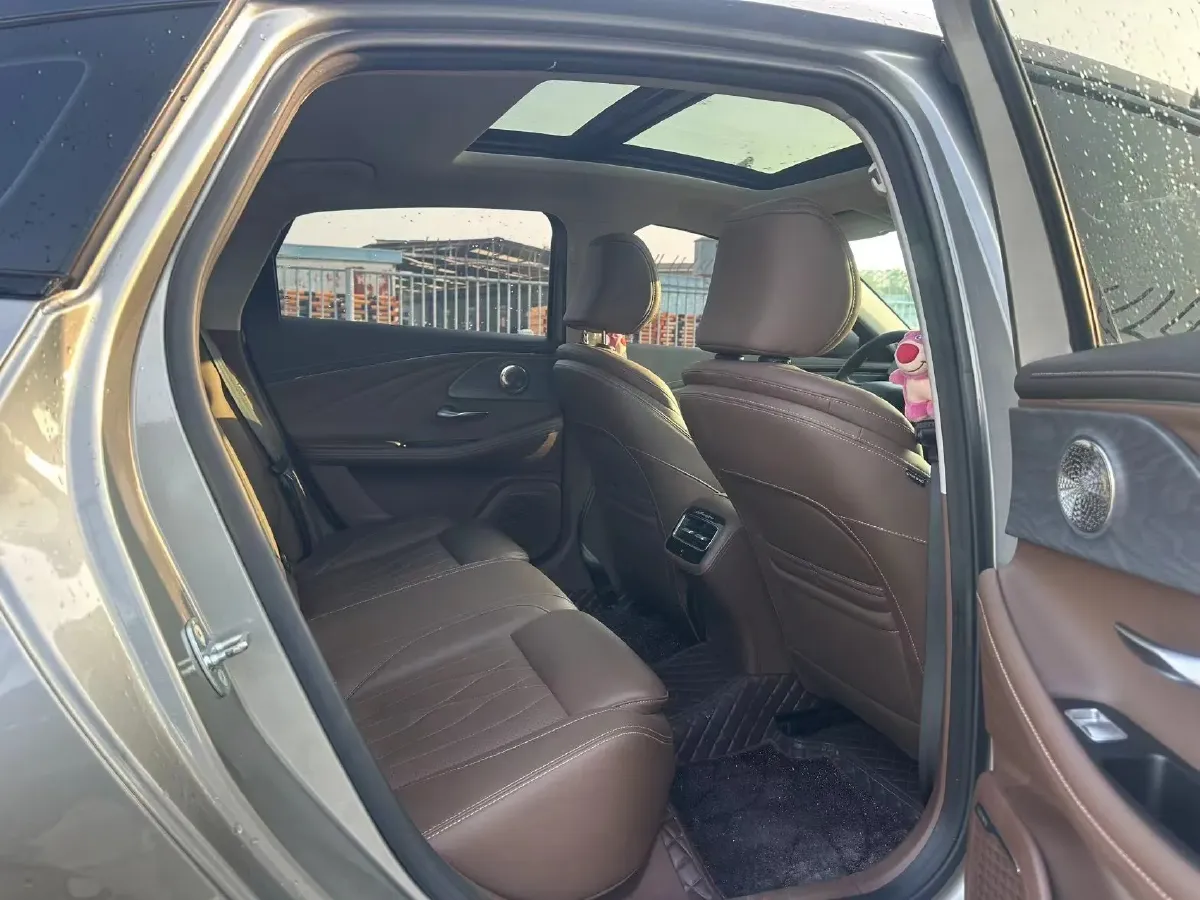 2024 Chery Arrizo 8 2.0T 254HP L4 7DCT,autocango,china used car exporter,china ev exporter,chinese used car exporter,chinese used ev exporter