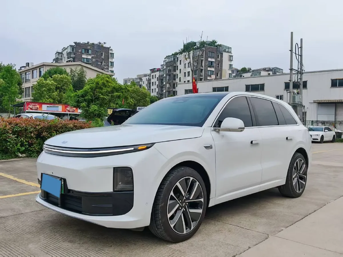 2024 Li L6 Range Extended 154HP L4 REEV 36.8KWH,autocango,china used car exporter,china ev exporter,chinese used car exporter,chinese used ev exporter