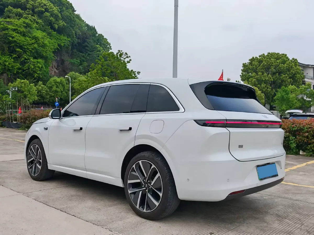 2024 Li L6 Range Extended 154HP L4 REEV 36.8KWH,autocango,china used car exporter,china ev exporter,chinese used car exporter,chinese used ev exporter