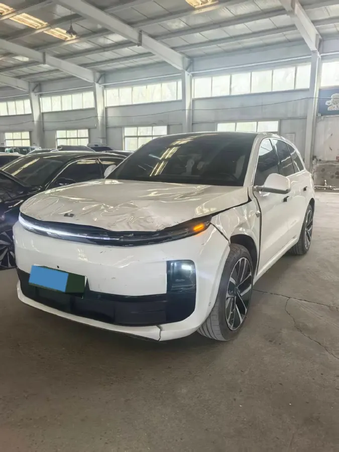 2024 Li L6 Range Extended 154HP L4 REEV 36.8KWH,autocango,china used car exporter,china ev exporter,chinese used car exporter,chinese used ev exporter