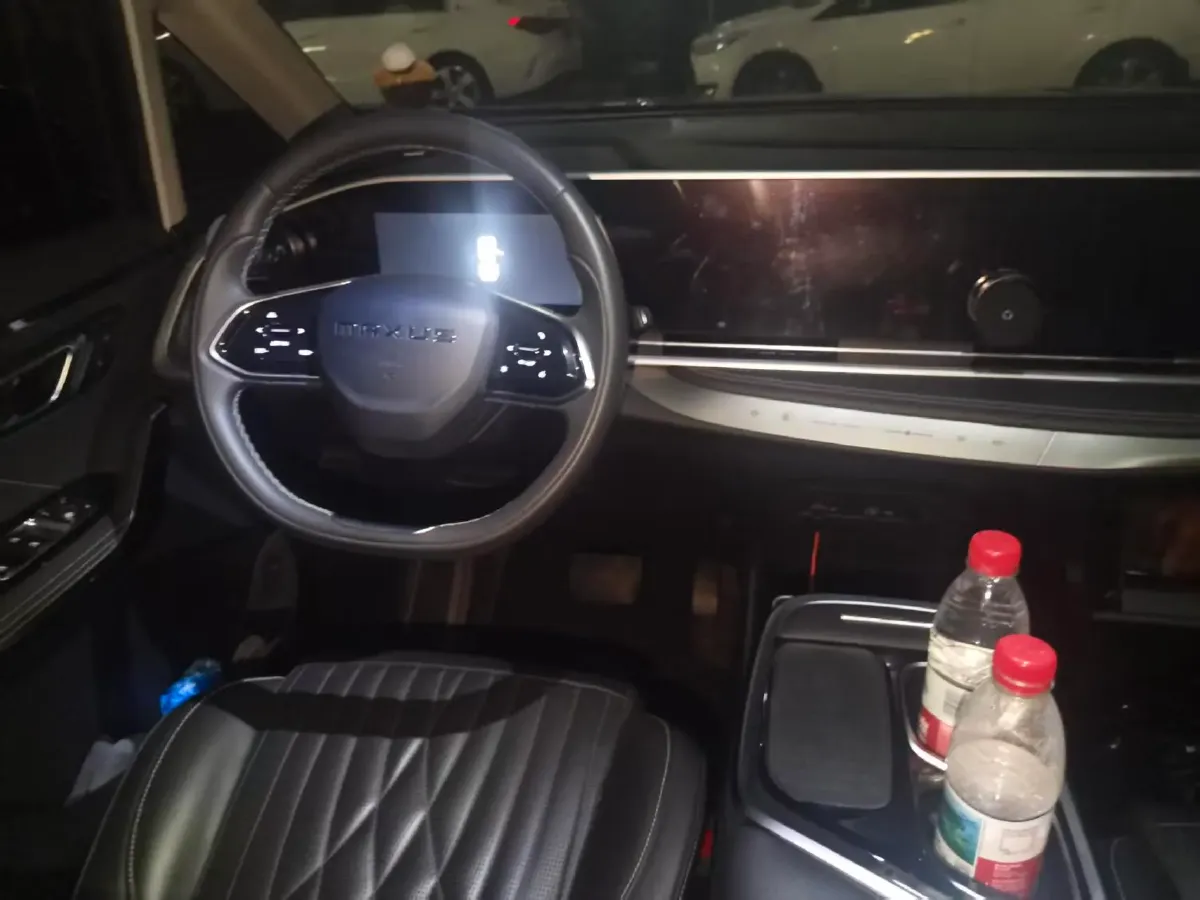 2022 MAXUS G90 2.0T 234HP L4 8AT,autocango,china used car exporter,china ev exporter,chinese used car exporter,chinese used ev exporter