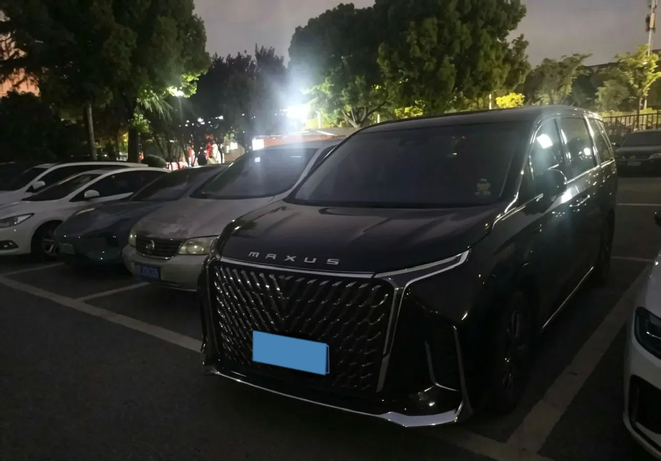 2022 MAXUS G90 2.0T 234HP L4 8AT,autocango,china used car exporter,china ev exporter,chinese used car exporter,chinese used ev exporter