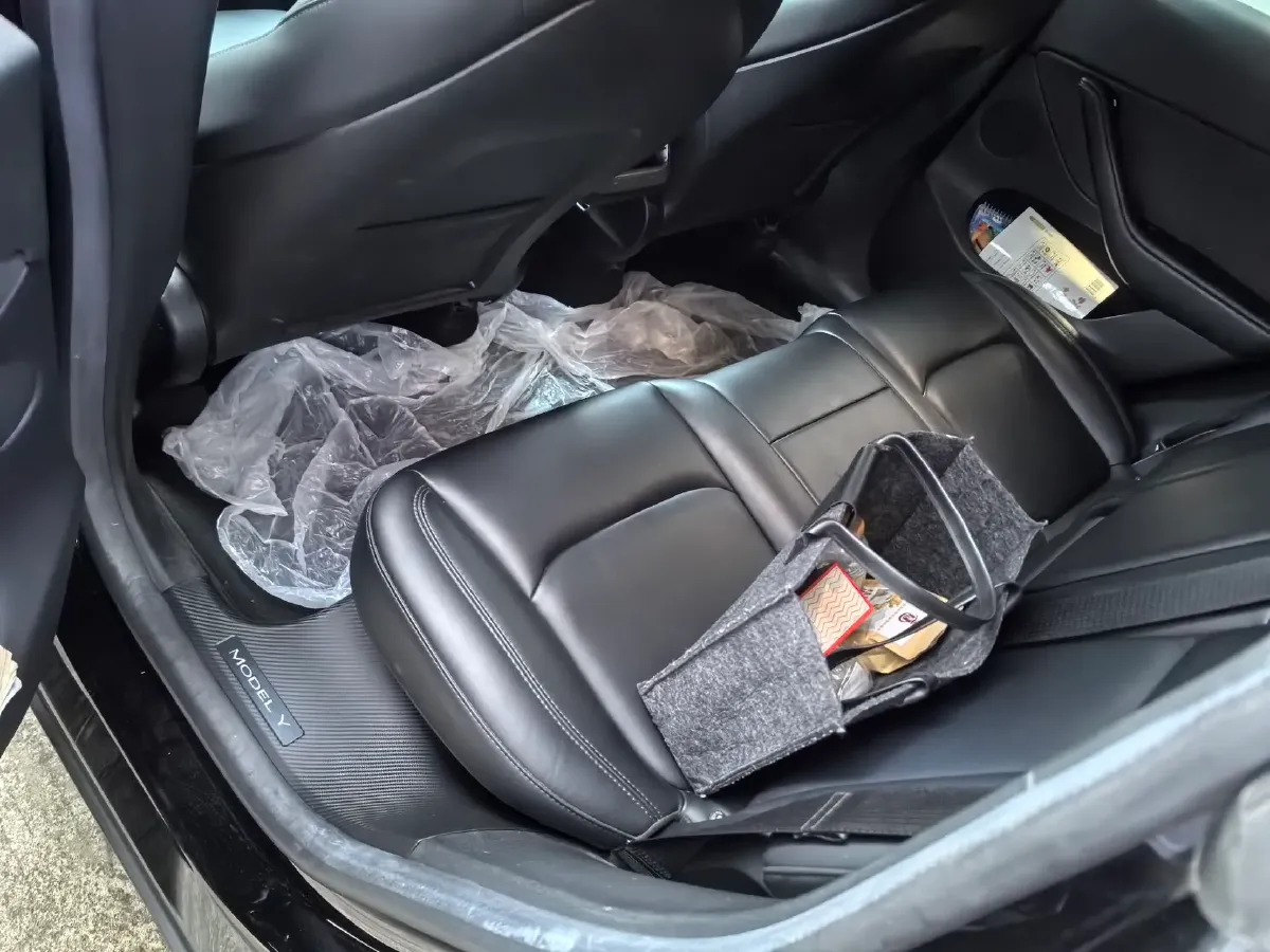 2022 Tesla Model Y BEV 60KWH,autocango,china used car exporter,china ev exporter,chinese used car exporter,chinese used ev exporter