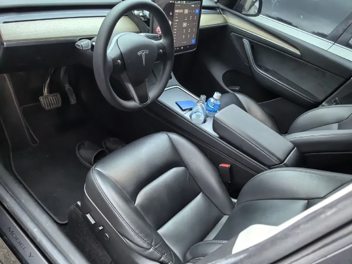 2022 Tesla Model Y BEV 60KWH,autocango,china used car exporter,china ev exporter,chinese used car exporter,chinese used ev exporter