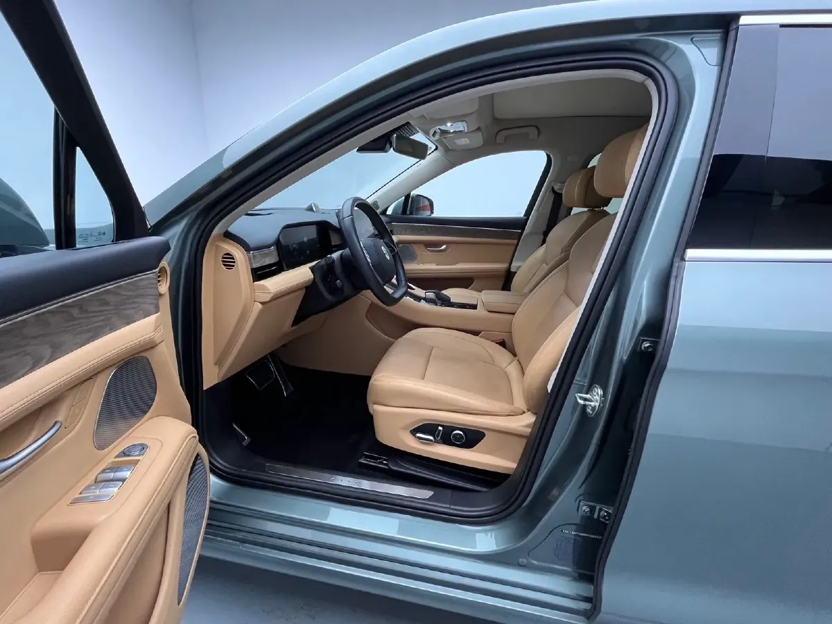 2022 AITO AITO M5 Range Extended 125HP REEV 40KWH,autocango,china used car exporter,china ev exporter,chinese used car exporter,chinese used ev exporter