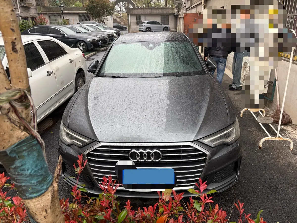2019 Audi A6L 2.0T 190HP L4 7DCT,autocango,china used car exporter,china ev exporter,chinese used car exporter,chinese used ev exporter