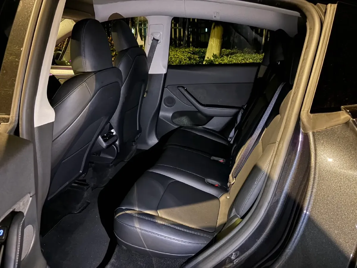 2024 Iveco OuSheng BEV 77.28KWH,autocango,china used car exporter,china ev exporter,chinese used car exporter,chinese used ev exporter