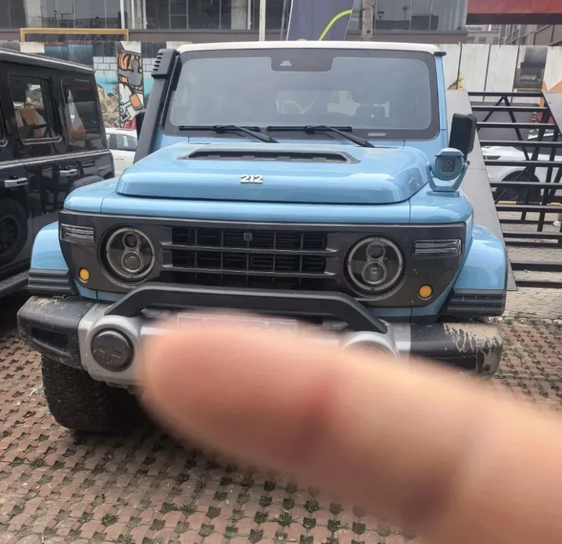 2025 212 212 T01 2.0T 252HP L4 8AT,autocango,china used car exporter,china ev exporter,chinese used car exporter,chinese used ev exporter