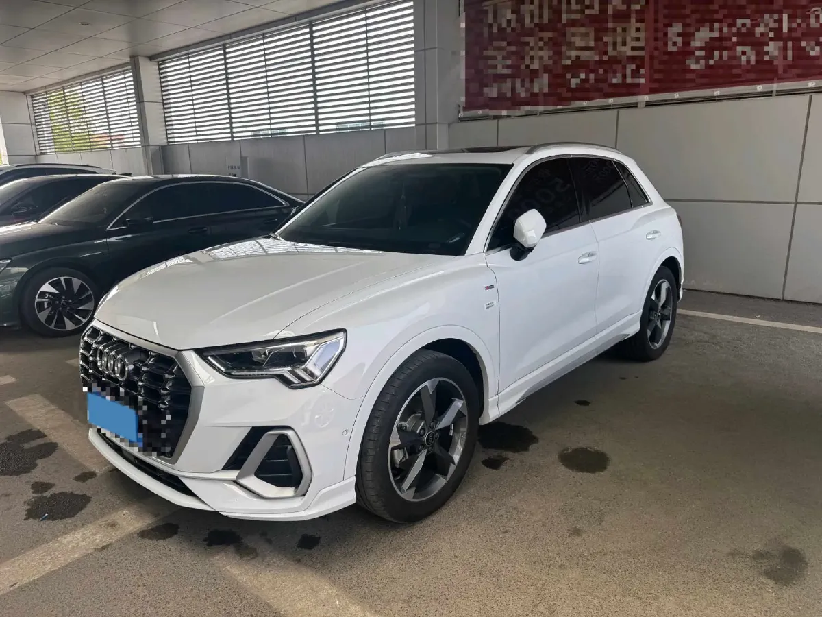 2023 Audi Q3 1.4T 150HP L4 7DCT,autocango,china used car exporter,china ev exporter,chinese used car exporter,chinese used ev exporter