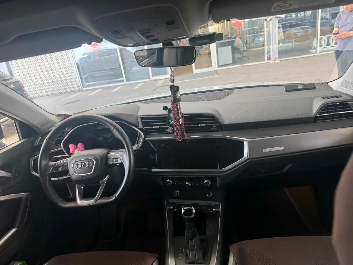 2023 Audi Q3 1.4T 150HP L4 7DCT,autocango,china used car exporter,china ev exporter,chinese used car exporter,chinese used ev exporter