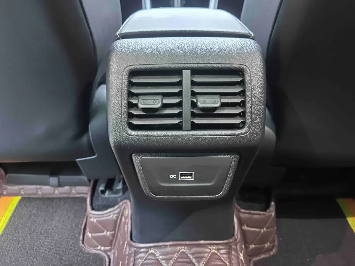 2023 Jetta VS7 1.4T 150HP L4 6AT,autocango,china used car exporter,china ev exporter,chinese used car exporter,chinese used ev exporter