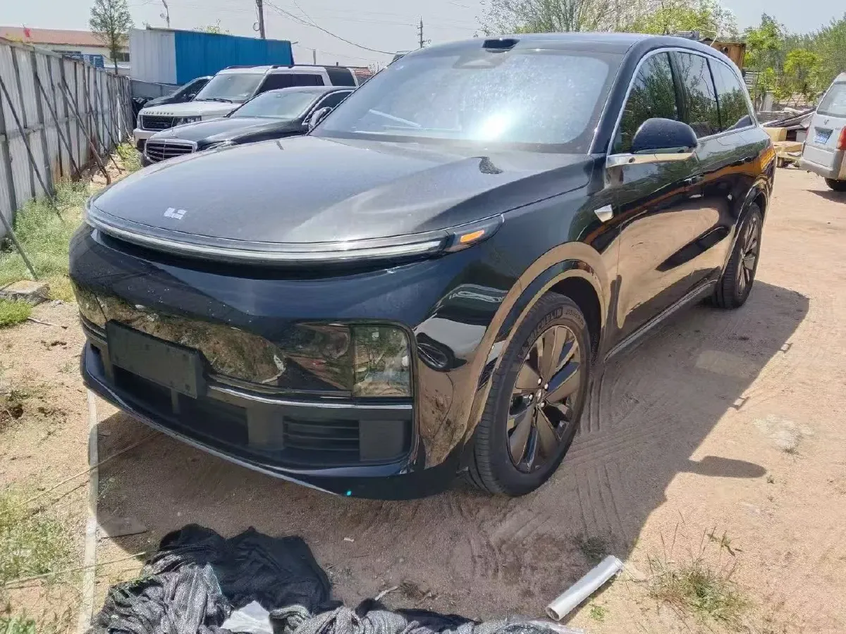 2025 Li L8 Range Extended 154HP REEV,autocango,china used car exporter,china ev exporter,chinese used car exporter,chinese used ev exporter