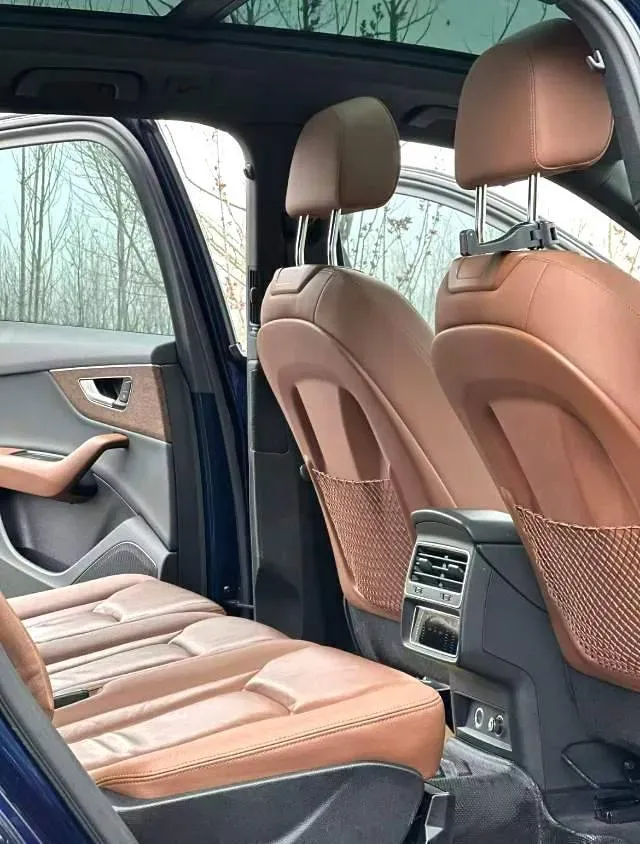 2020 Audi Q7 2.0T 245HP L4 8AT,autocango,china used car exporter,china ev exporter,chinese used car exporter,chinese used ev exporter