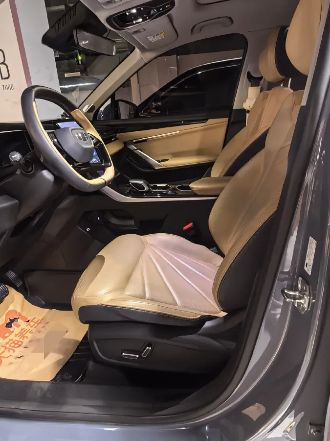 2023 Geely StarRay 1.5T 181HP L4 7DCT,autocango,china used car exporter,china ev exporter,chinese used car exporter,chinese used ev exporter