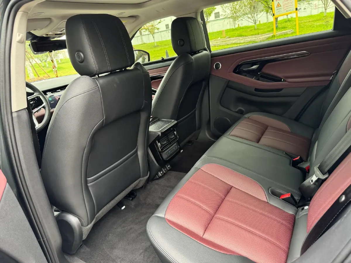 2023 Land Rover Range Rover Evoque 2.0T 249HP L4 9AT,autocango,china used car exporter,china ev exporter,chinese used car exporter,chinese used ev exporter