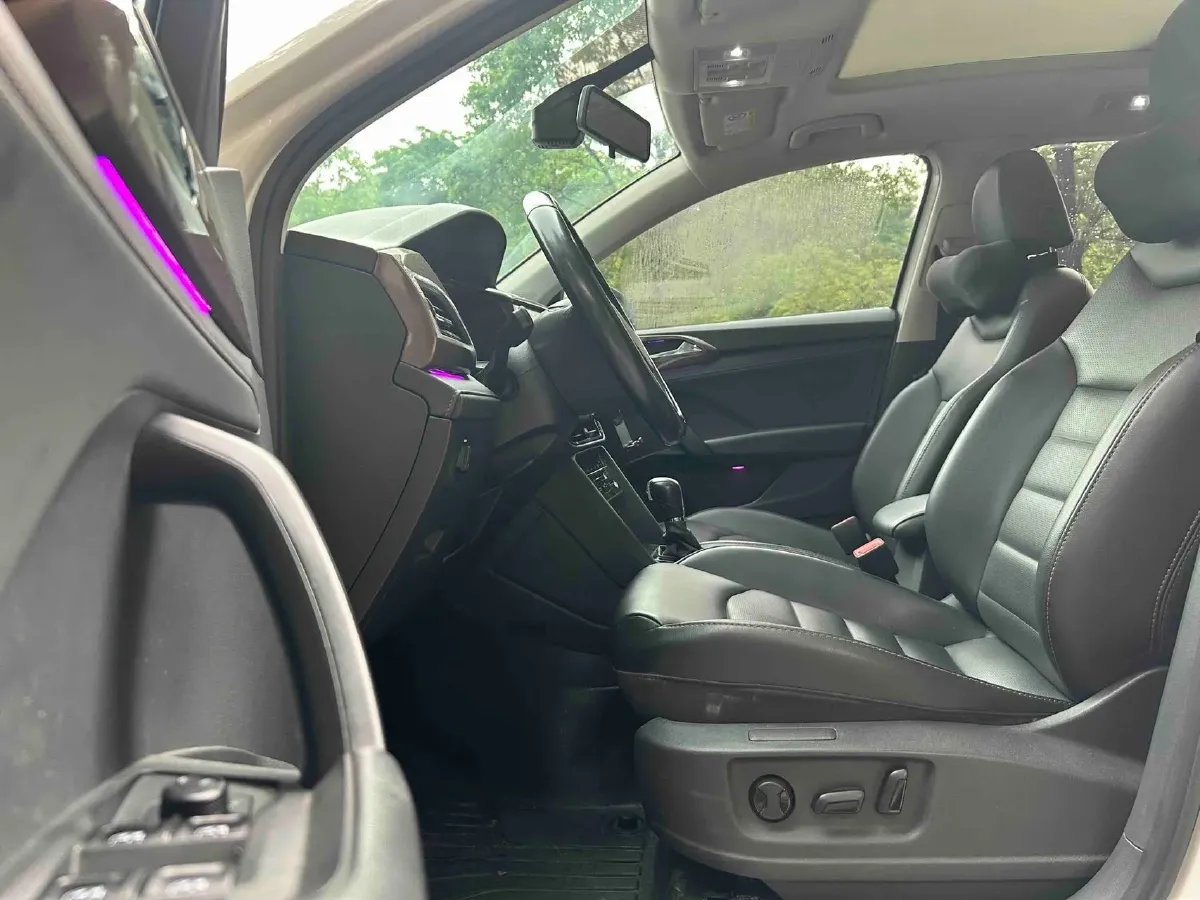 2021 Volkswagen Tharu 1.4T 150HP L4 7DCT,autocango,china used car exporter,china ev exporter,chinese used car exporter,chinese used ev exporter