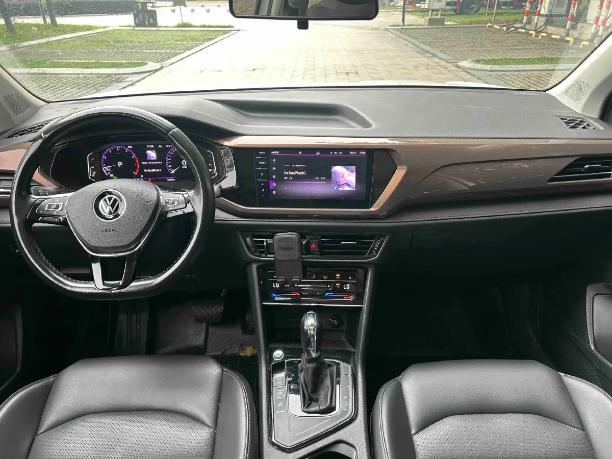 2021 Volkswagen Tharu 1.4T 150HP L4 7DCT,autocango,china used car exporter,china ev exporter,chinese used car exporter,chinese used ev exporter