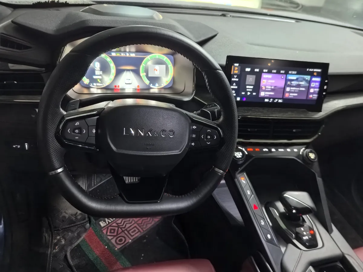 2020 LYNK&CO 06 1.5T 177HP L3 7DCT,autocango,china used car exporter,china ev exporter,chinese used car exporter,chinese used ev exporter