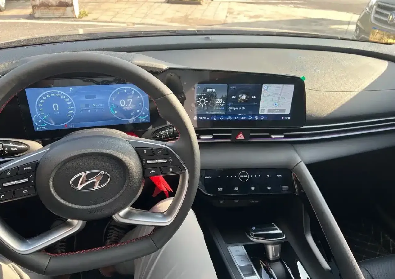 2022 Hyundai Elantra 1.5L 115HP L4 CVT,autocango,china used car exporter,china ev exporter,chinese used car exporter,chinese used ev exporter