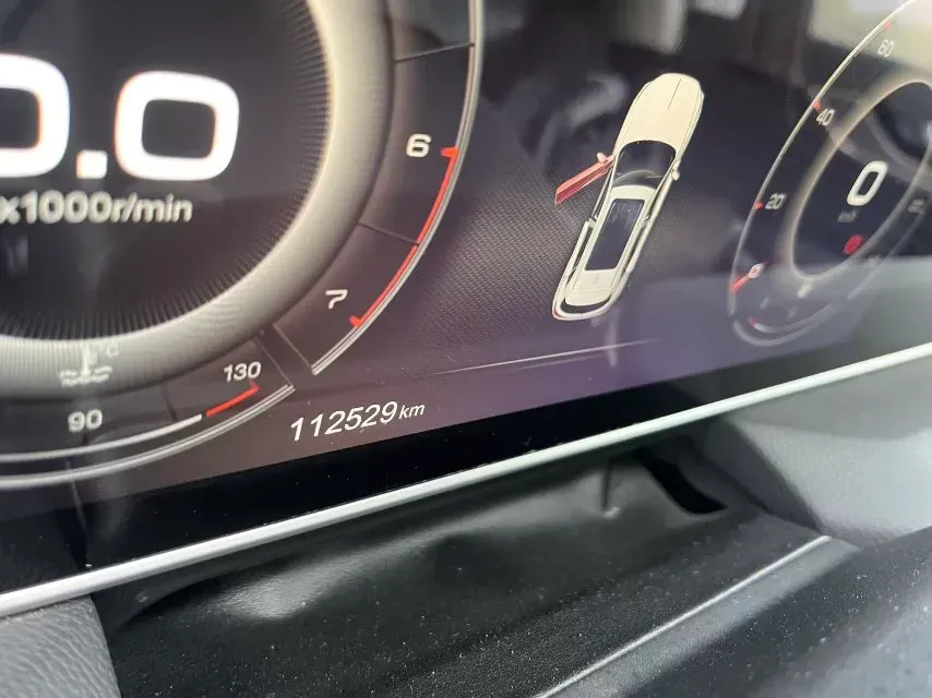 2019 HongQi HS5 2.0T 224HP L4 6AT,autocango,china used car exporter,china ev exporter,chinese used car exporter,chinese used ev exporter