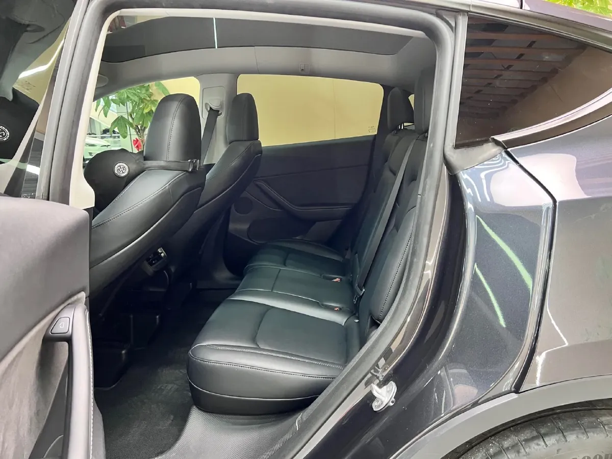 2024 Iveco OuSheng BEV 77.28KWH,autocango,china used car exporter,china ev exporter,chinese used car exporter,chinese used ev exporter