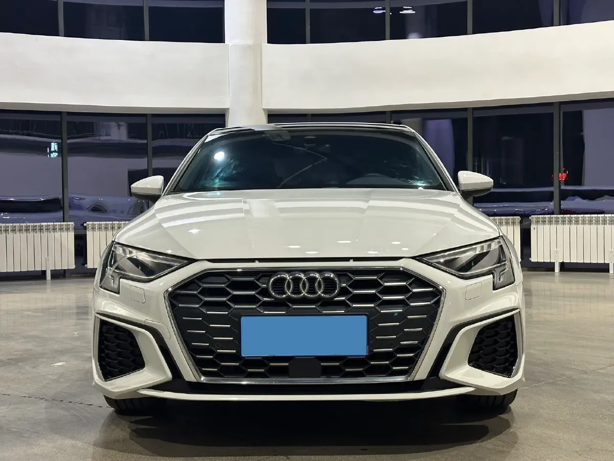2022 Audi A3 1.4T 150HP L4 7DCT,autocango,china used car exporter,china ev exporter,chinese used car exporter,chinese used ev exporter