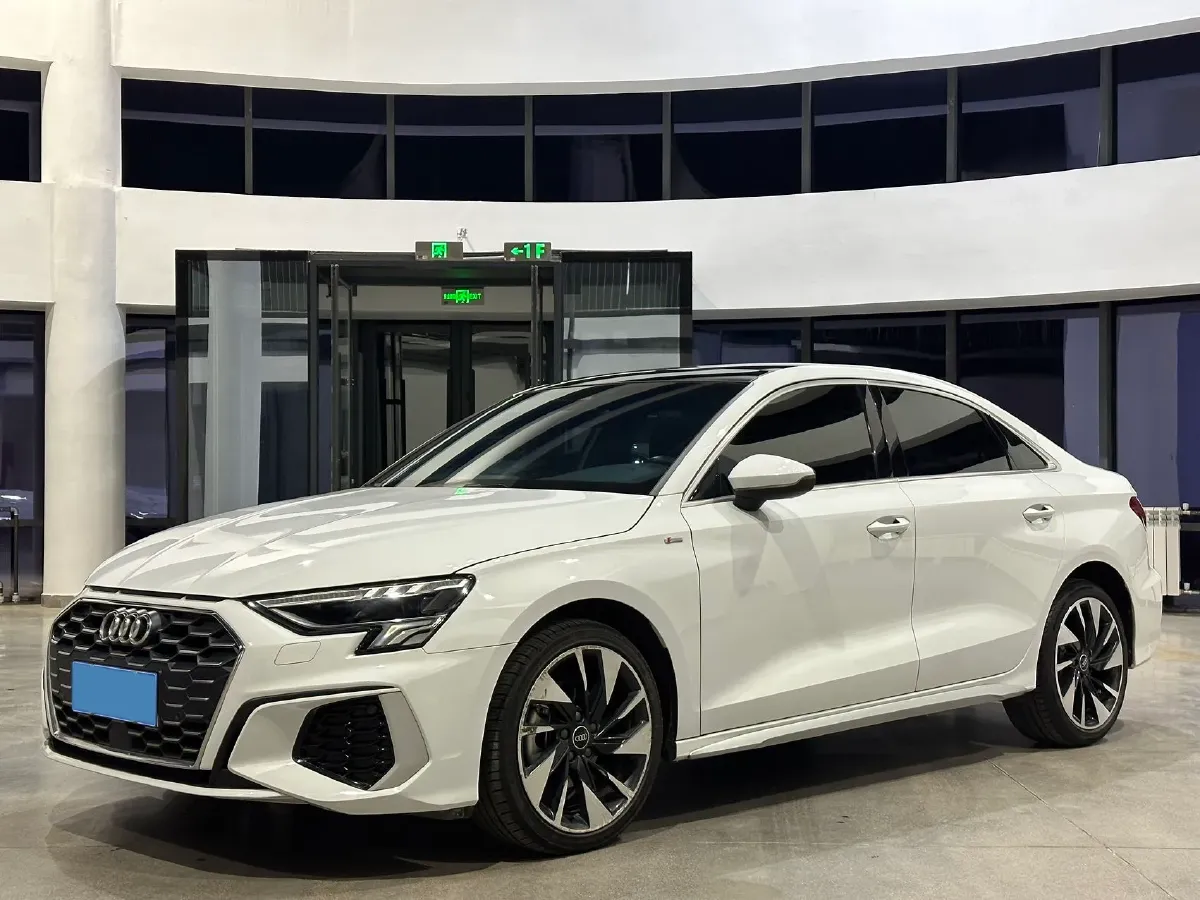 2022 Audi A3 1.4T 150HP L4 7DCT,autocango,china used car exporter,china ev exporter,chinese used car exporter,chinese used ev exporter