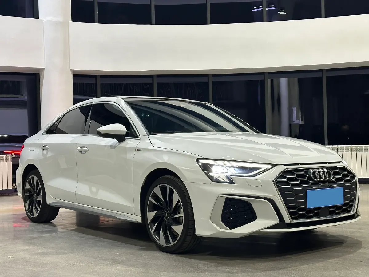 2022 Audi A3 1.4T 150HP L4 7DCT,autocango,china used car exporter,china ev exporter,chinese used car exporter,chinese used ev exporter