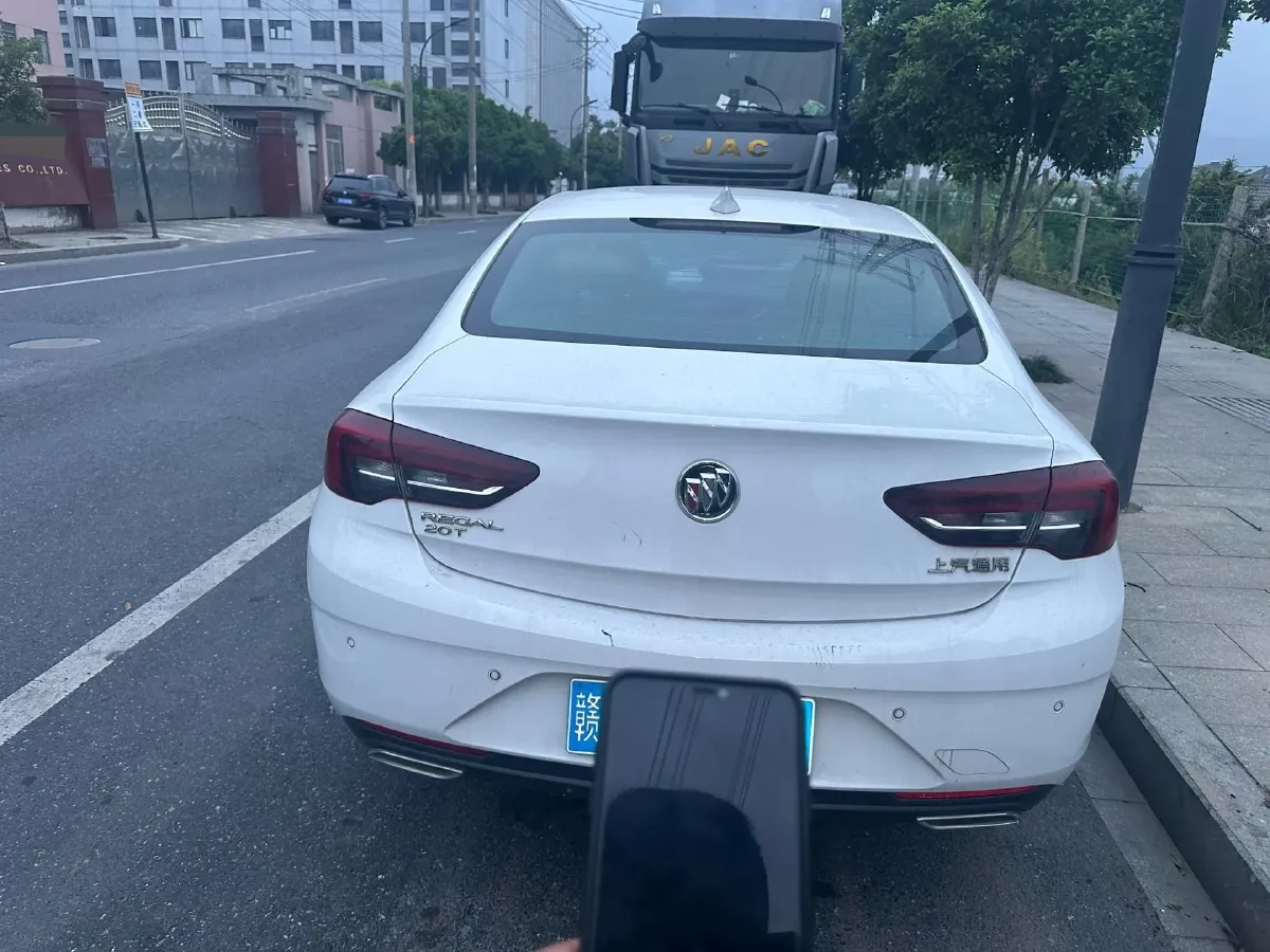 2019 Buick Regal 1.5T 170HP L4 9AT,autocango,china used car exporter,china ev exporter,chinese used car exporter,chinese used ev exporter