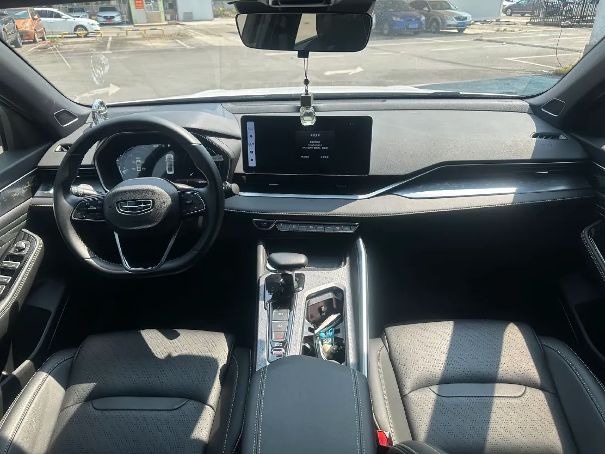 2023 Geely Preface 1.5T 181HP L4 7DCT,autocango,china used car exporter,china ev exporter,chinese used car exporter,chinese used ev exporter