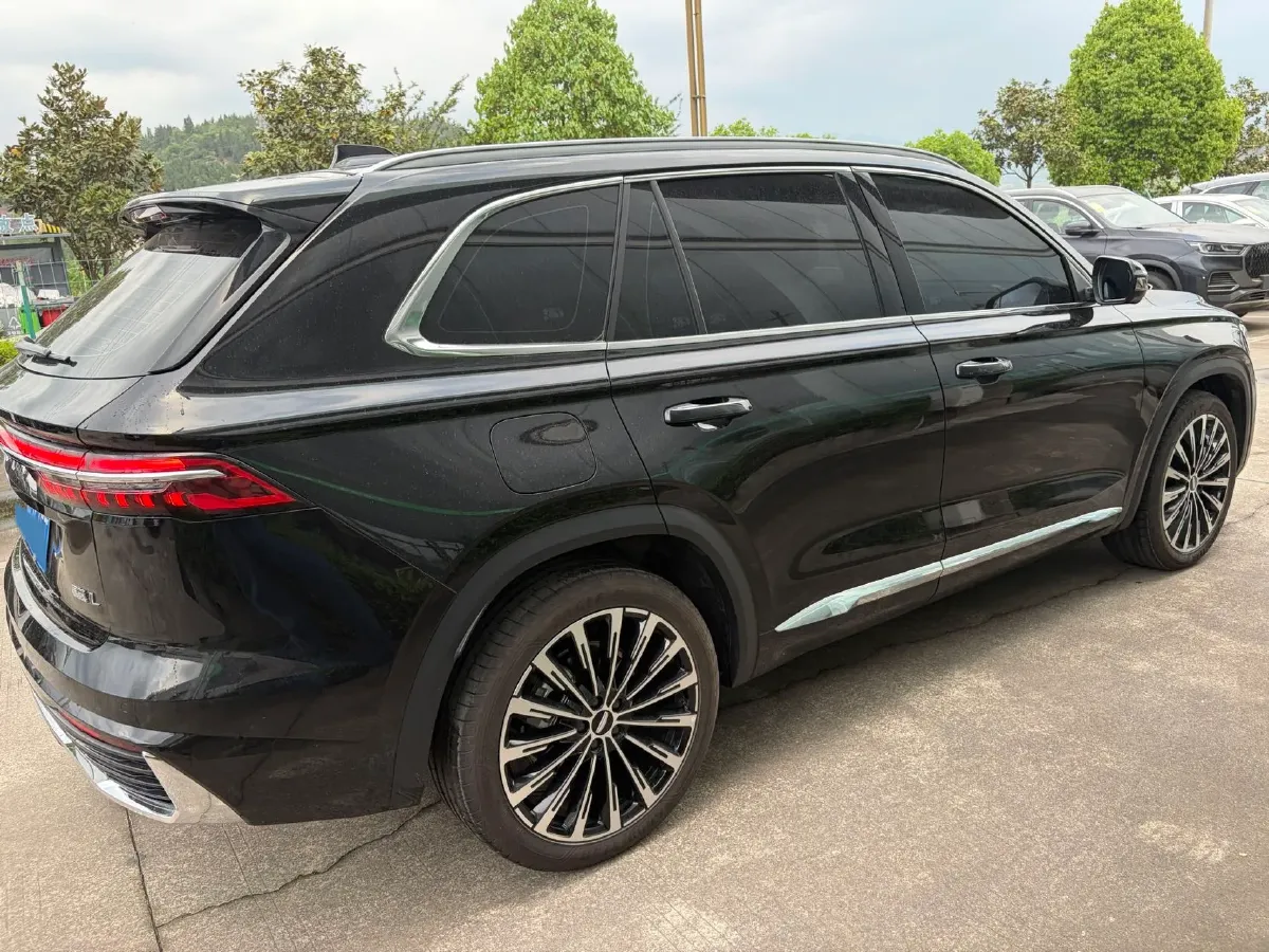 2025 Geely Monjaro 2.0T 238HP L4 8AT,autocango,china used car exporter,china ev exporter,chinese used car exporter,chinese used ev exporter