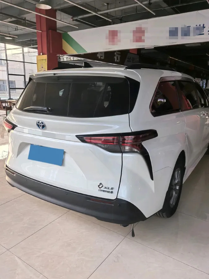 2021 Toyota Sienna 2.5L 192HP L4 E-CVT Hybrid,autocango,china used car exporter,china ev exporter,chinese used car exporter,chinese used ev exporter