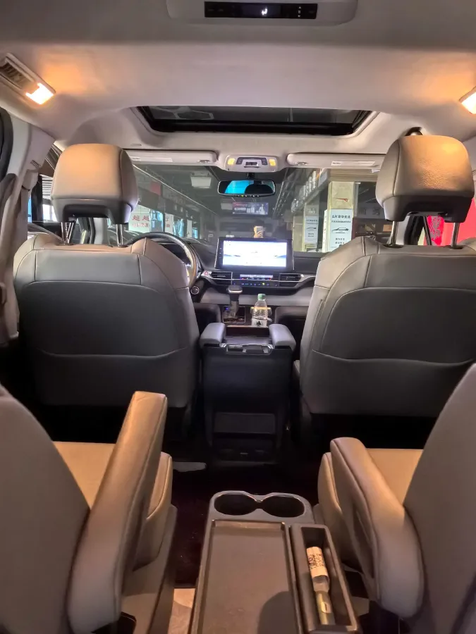 2021 Toyota Sienna 2.5L 192HP L4 E-CVT Hybrid,autocango,china used car exporter,china ev exporter,chinese used car exporter,chinese used ev exporter