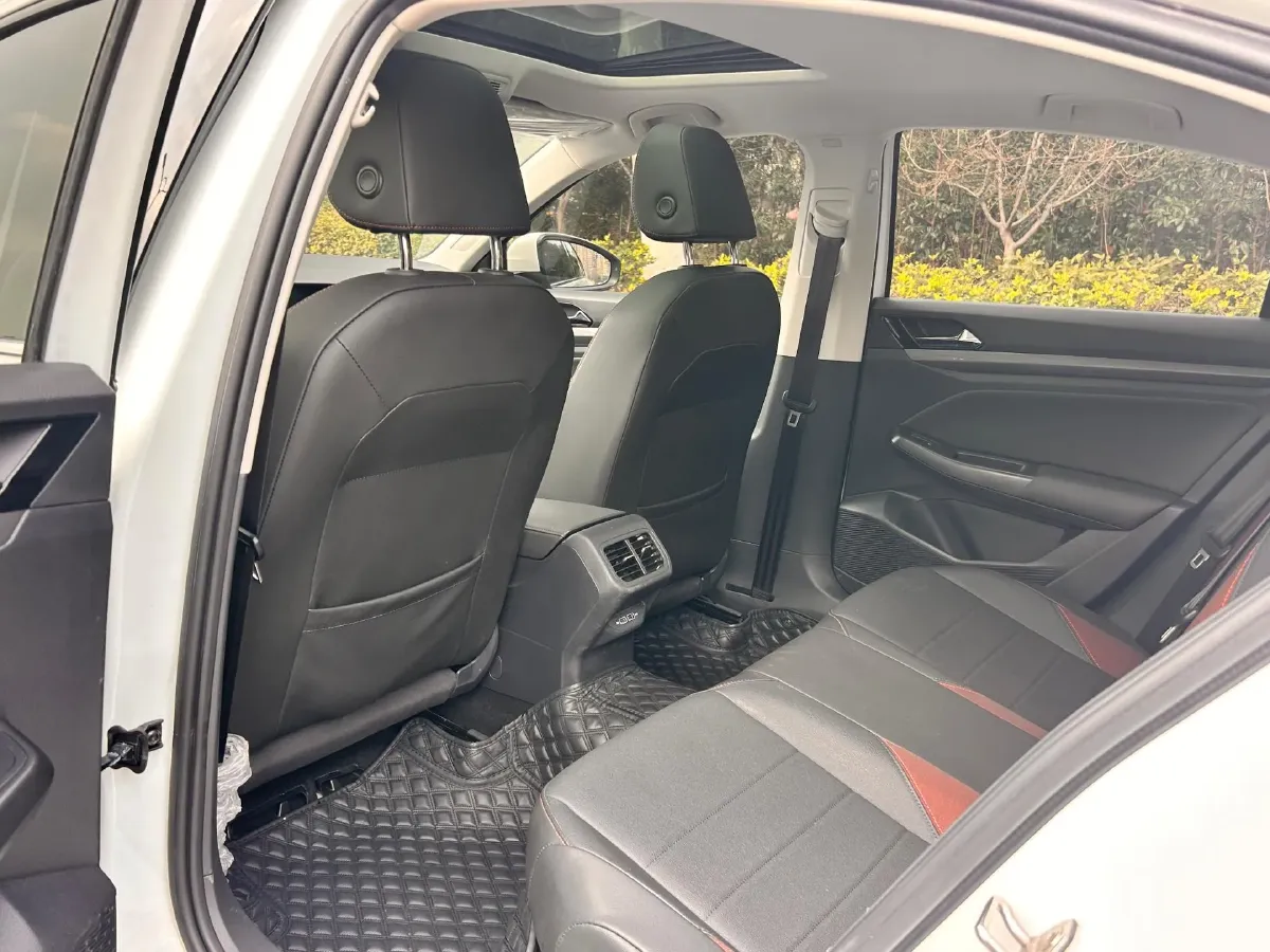 2021 Volkswagen Bora 1.4T 150HP L4 7DCT,autocango,china used car exporter,china ev exporter,chinese used car exporter,chinese used ev exporter