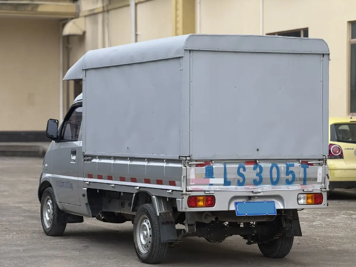 2021 WuLing RongGuang Mini Truck 1.5L 99HP L4 5MT,autocango,china used car exporter,china ev exporter,chinese used car exporter,chinese used ev exporter