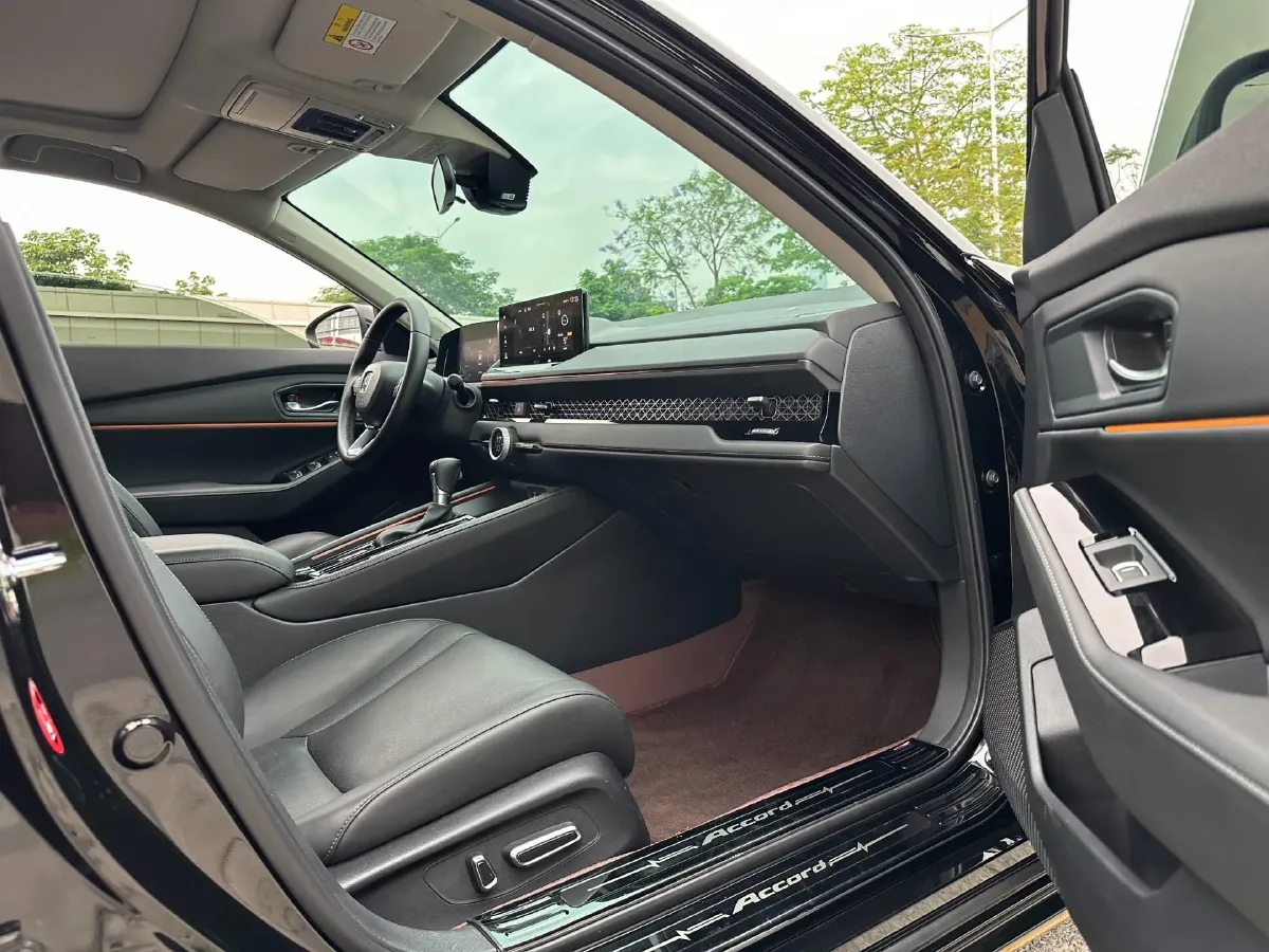 2023 Kia Sportage 2.0L 150HP L4 6AT Hybrid,autocango,china used car exporter,china ev exporter,chinese used car exporter,chinese used ev exporter