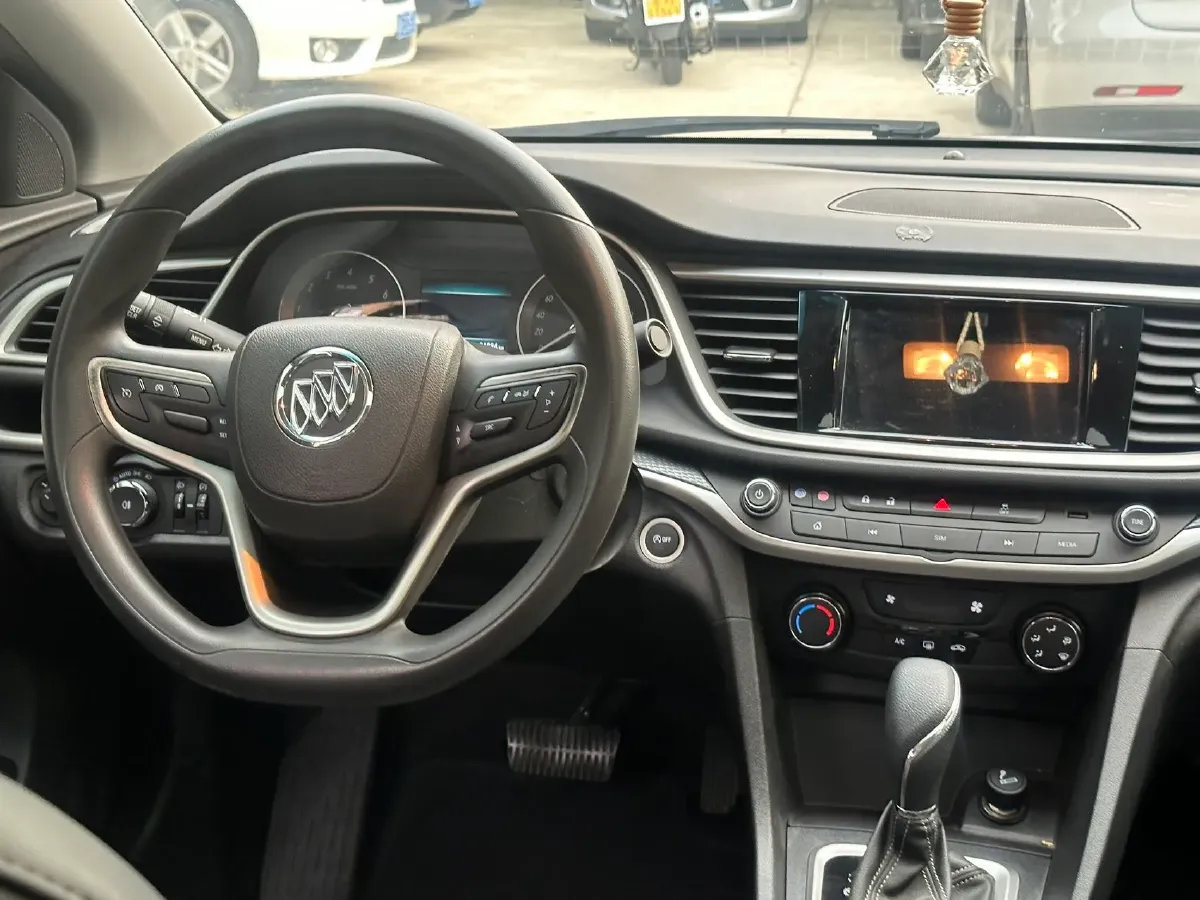 2021 Buick Excelle 1.5L 113HP L4 6AT,autocango,china used car exporter,china ev exporter,chinese used car exporter,chinese used ev exporter