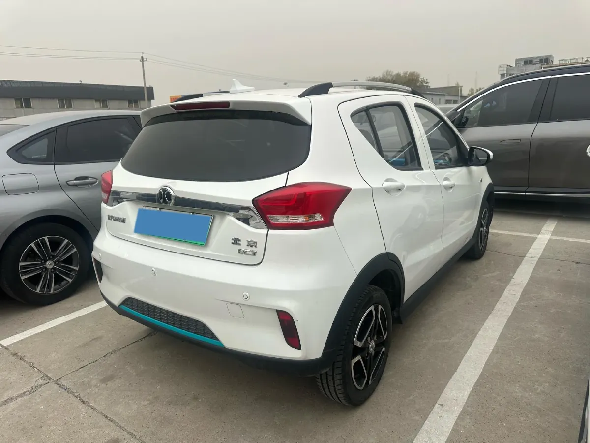 2018 Landwind XiaoYao 1.5T 163HP L4 CVT,autocango,china used car exporter,china ev exporter,chinese used car exporter,chinese used ev exporter