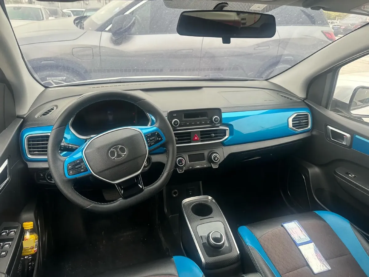 2018 Landwind XiaoYao 1.5T 163HP L4 CVT,autocango,china used car exporter,china ev exporter,chinese used car exporter,chinese used ev exporter